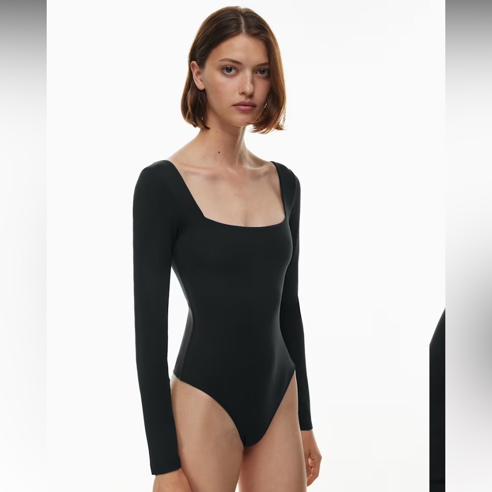Babton Contour Squareneck Longsleeve Bodysuit